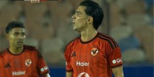 فيديو | أشرف بن شرقي يسجل هدف الأهلي الثاني أمام القناة