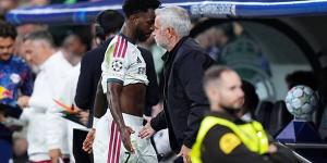 مورينيو يدافع عن فينيسيوس ويشيد بسيلفا وكامافينجا بعد فوز ريال مدريد على لايبزيج