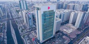 أبوظبي التجاري يحقق 10.296 مليارات درهم صافي أرباح في تسعة أشهر