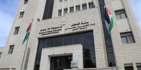 التعليم العالي تدين استهداف الاحتلال الجامعة الإسلامية في غزة