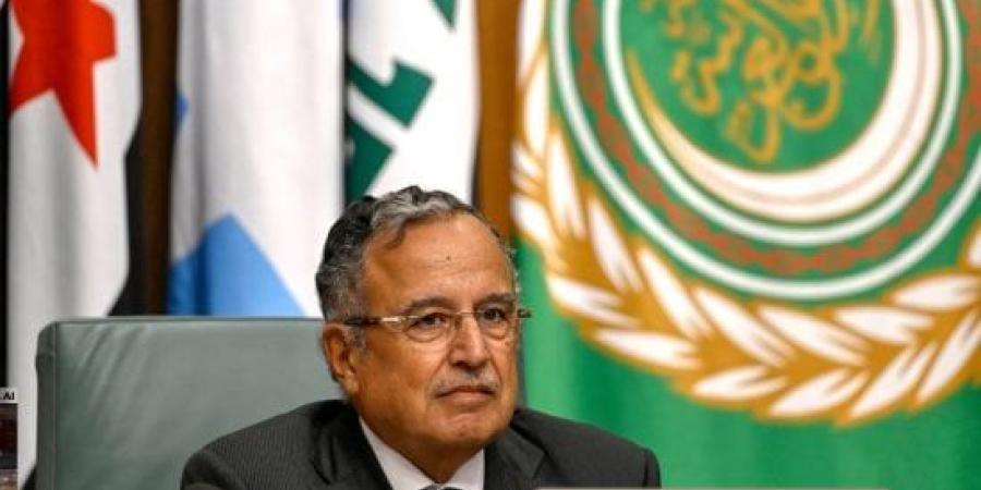 أمين عام الجامعة العربية يزور زوطر الغربية في جنوب لبنان