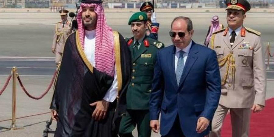 مصر على مفترق طرق.. هل يمنح البرلمان السيسي الضوء الأخضر للتحرك عسكرياً دفاعاً عن السعودية؟