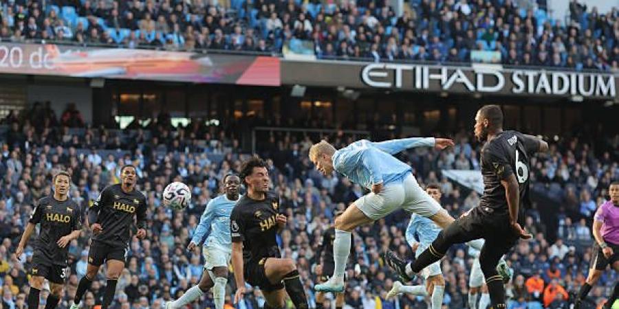 هالاند بديلًا.. ماريسكا يعلن تشكيل مانشستر سيتي أمام أيك آثينا في دوري الأبطال