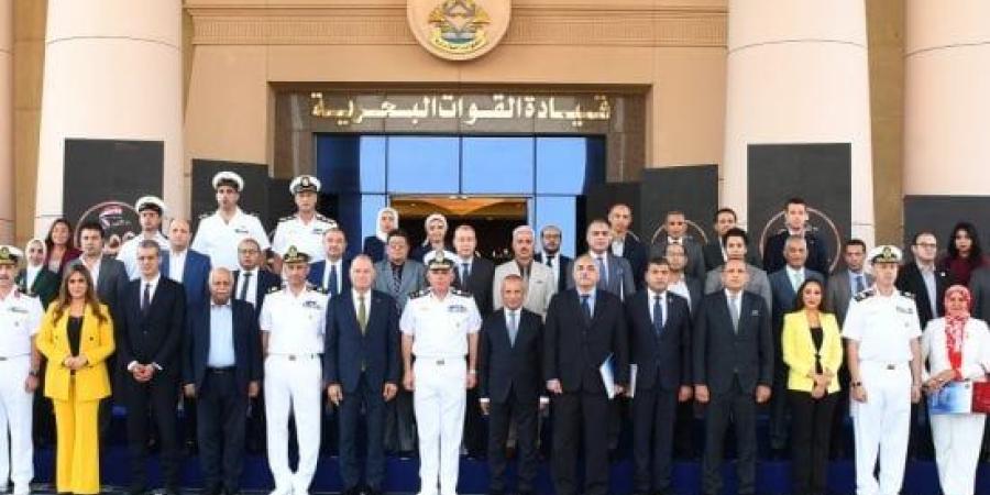 القوات البحرية تحتفل بعيدها التاسع والخمسين