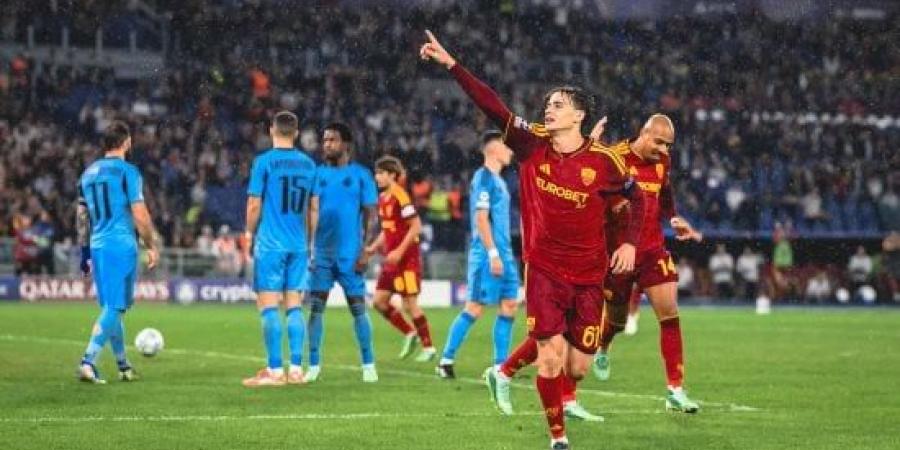 روما يهزم سلوفان براتيسلافا 4-0 ونابولي يتغلب على بودو/غليمت 4-2