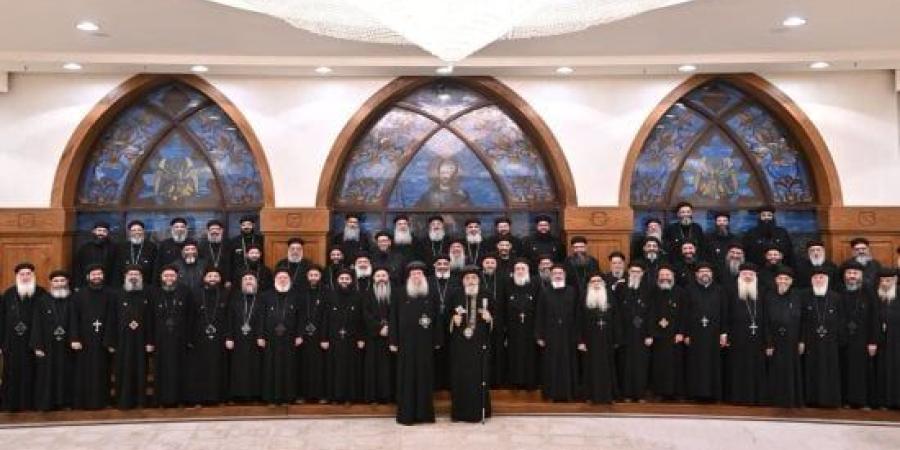 البابا تواضروس الثانى يلتقى كهنة قطاع عزبة النخل والمرج وزوجاتهم :اليوم السابع