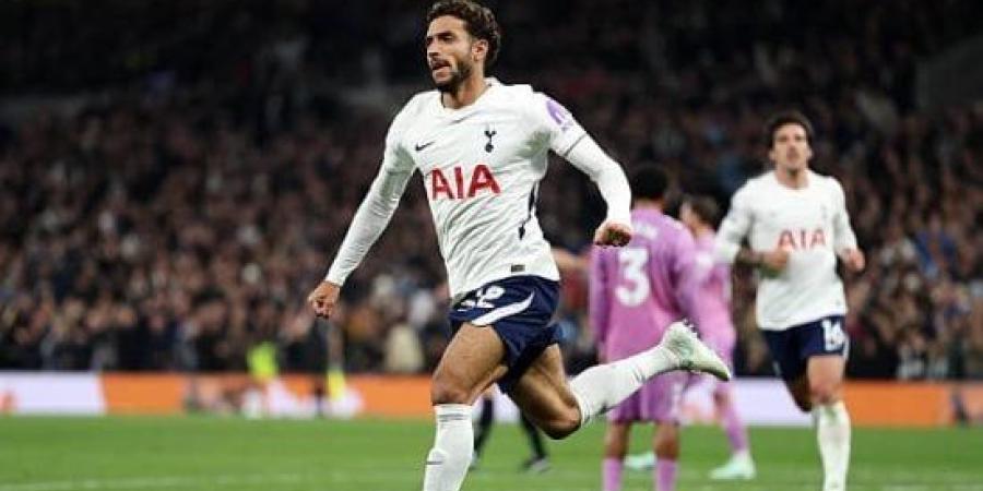 أتلتيكو مدريد يطارد عمر مرموش.. وشرط وحيد يهدد الصفقة :اليوم السابع