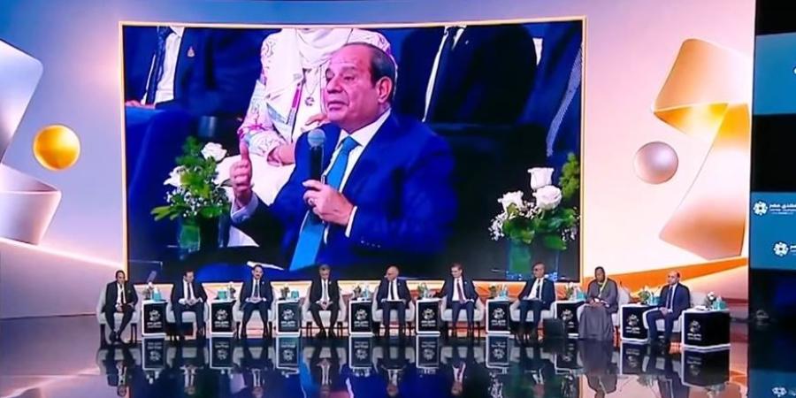 الرئيس السيسي: فكرنا في تأمين احتياطي استراتيجي للسلع 3 أشهر لكن تراجعنا وقررنا جعله 6 أشهر