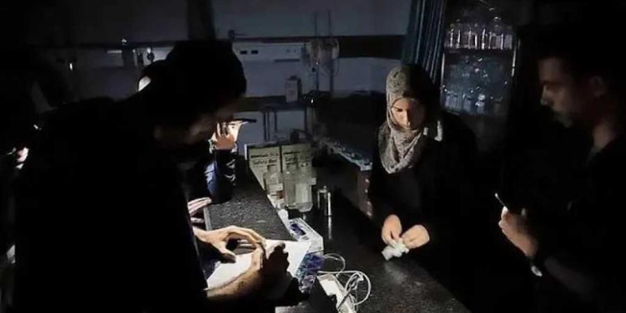 صحة غزة تحذر من احتراق مولدات المستشفيات بسبب نفاد الزيوت والصيانة