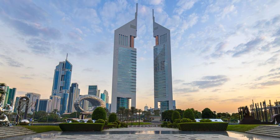 طقس الإمارات غداً.. صحو إلى غائم جزئياً مع توقعات بسقوط أمطار