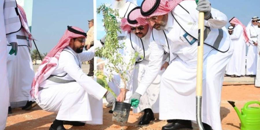بيئة الشرقية تدشن حملة التشجير الوطني 2026 بميناء الملك عبدالعزيز