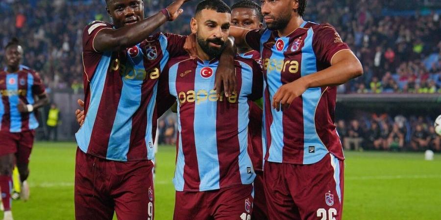 محمد صلاح يتلقى إشادات خاصة بعد تألقه في لقاء طرابزون سبور وهارتس