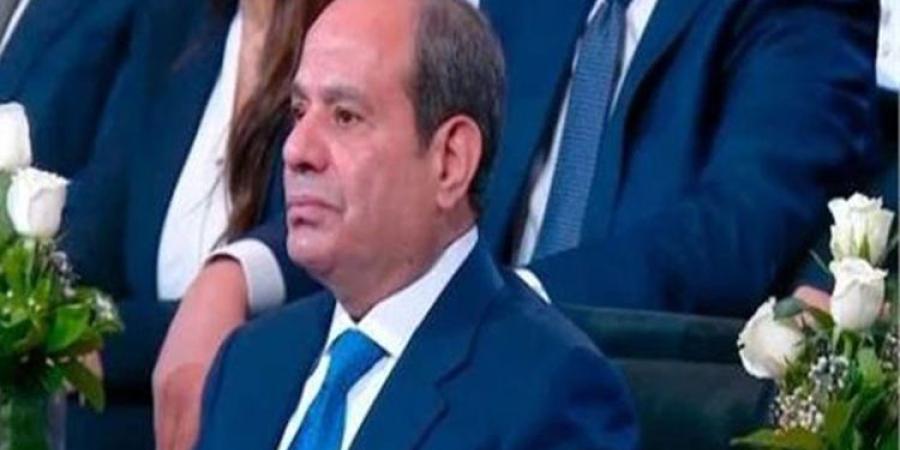 السيسي: أي طرح لتطوير قطاع الطاقة يتطلب توضيح مصادر التمويل وتكلفته