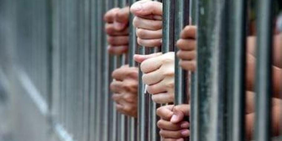إحالة عامل حرفي وفنى للجنايات بتهمة التعدى على طالبتين في البحر بالإسكندرية