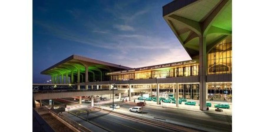 إرهاب الحوثي يواصل استهداف المطارات ومنشآت النفط السعودية