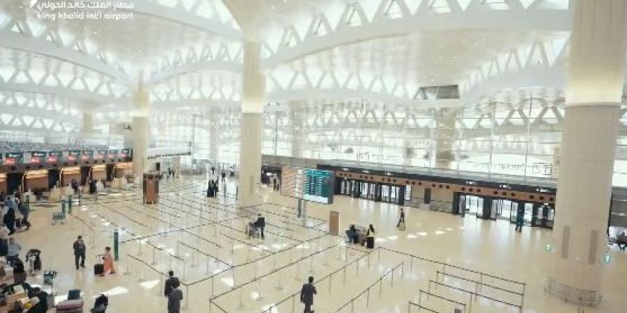مطار الرياض يُخصص صالة 1 للرحلات الداخلية وصالة 2 للدولية ابتداءً من الأحد