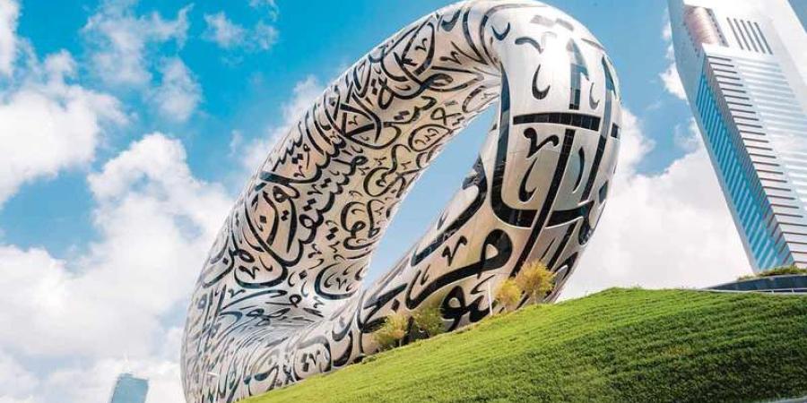 الحالمون بوظيفة «المُستقبليّون» في دبي.. 20 ألف طلب خلال 48 ساعة فقط