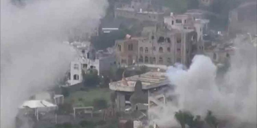 تقرير حقوقي يوثق 21 انتهاكاً حوثياً و213 مقذوفاً على تعز في 24 ساعة
