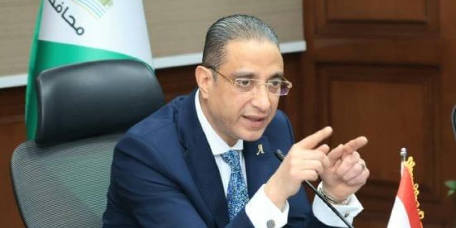 محافظ الجيزة يرصد حالات بناء بمحور اللبينى ويوجه بمراجعة موقفها القانونى :اليوم السابع