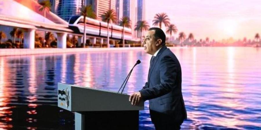 مدبولى: القضاء على 357 منطقة غير آمنة وإنشاء ما يقرب من 250 ألف وحدة سكنية بديلة :اليوم السابع
